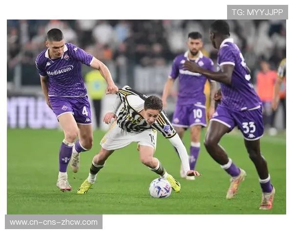 比赛结束后，尤文图斯球员迪格雷戈里奥与索默交换球衣